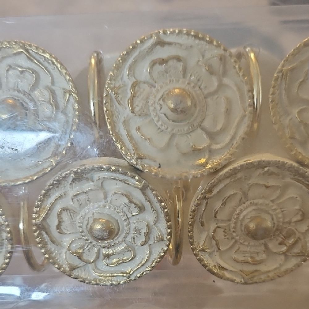 Gold and Cream Floral Napkin Rings